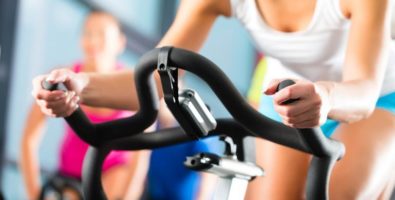 Велотренажер для похудения — упражнения и программа похудения на велотренажере