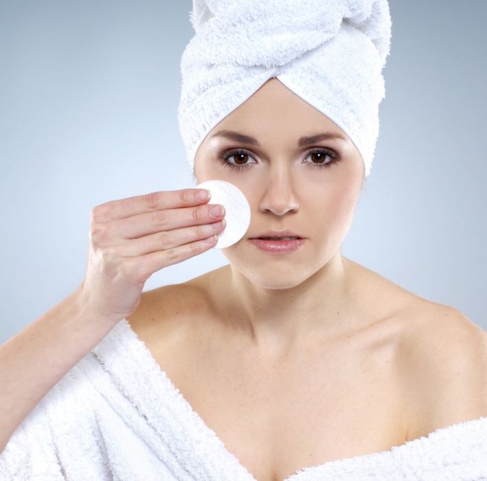 Clean your skin. Facial Cleansing. Как сделать кожу чистой. Ухо болит компресс сделали фото реальные.