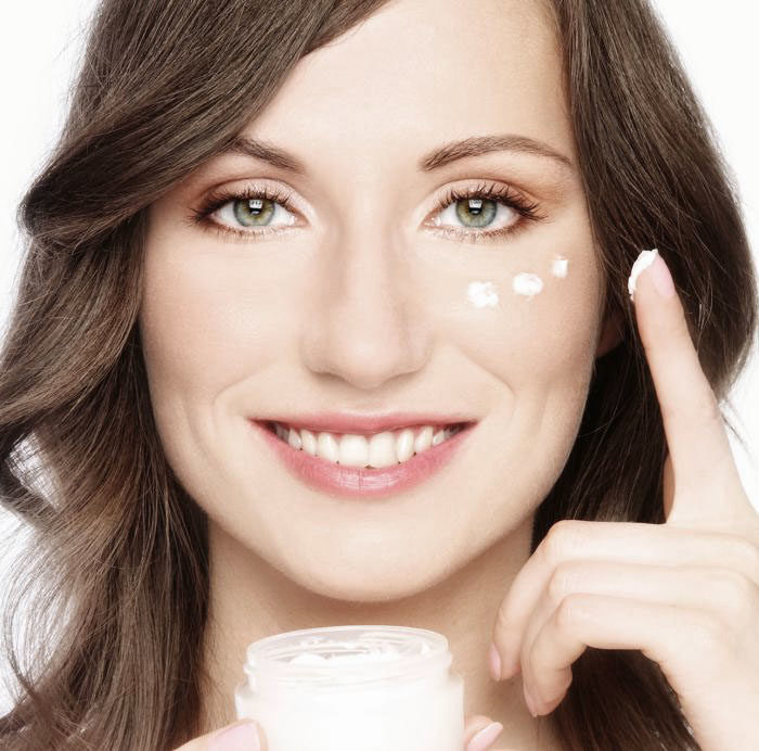 Как сделать фарфоровую кожу при помощи макияжа